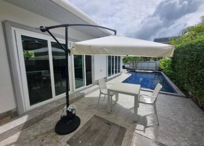 3 bedroom pool villa for rent in Rawai.