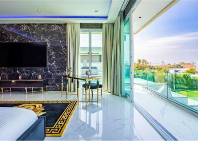 Luxury Estate at its Finest at Siam Royal View - 920471009-69