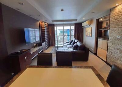 2 bed Condo in Avenue 61 Khlong Tan Nuea Sub District C013397