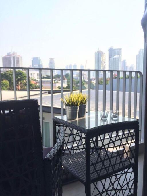 1 bed Condo in Downtown Forty Nine Khlong Tan Nuea Sub District C08668