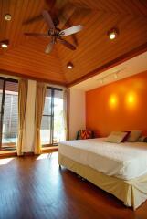 3-Bedrooms Townhome in secure compound - Phrom Phong