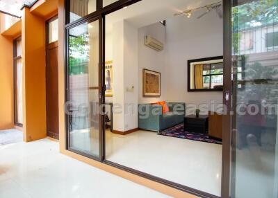 3-Bedrooms Townhome in secure compound - Phrom Phong