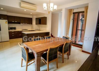 3-Bedrooms Townhome in secure compound - Phrom Phong