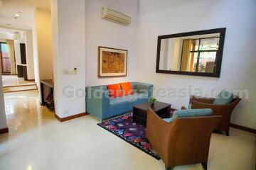 3-Bedrooms Townhome in secure compound - Phrom Phong