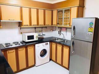 2 bed Condo in Supalai Place Condominium Khlong Tan Nuea Sub District C07185