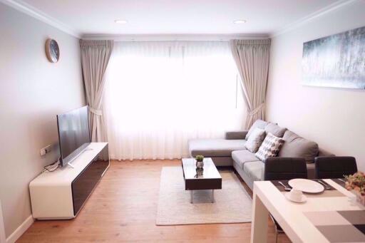 2 bed Condo in Lumpini Suite Sukhumvit 41 Khlong Tan Nuea Sub District C003438