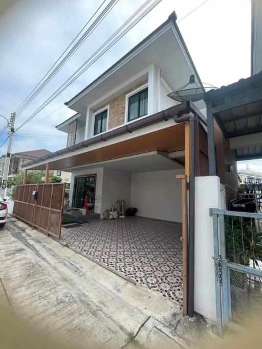 House for sale in Ang Sila, semi-detached house, Pimtha Village, Ang Sila, Mueang Chonburi, Chonburi Province.