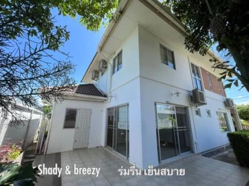 Single house for sale in Pattaya Ready to move in Klang Suan Village, Takhian Tia
