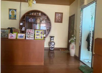 Second-hand house for sale in Chonburi, Mueang Subdistrict, 2-story detached house with private swimming pool, Chonburi.