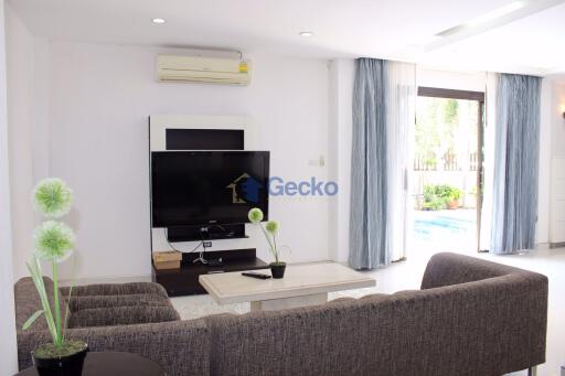 3 Bedrooms House in European Home Place East Pattaya H002988