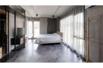 Loft-Style Unit: 3 Beds, 3 Baths with Smart Features at The Clover, Thonglor