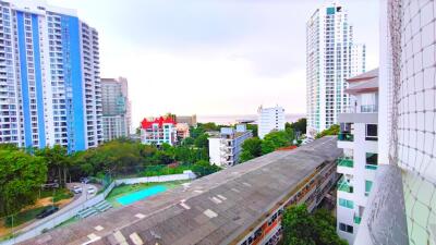 1-Bedroom Condo on Pratamnak Hill