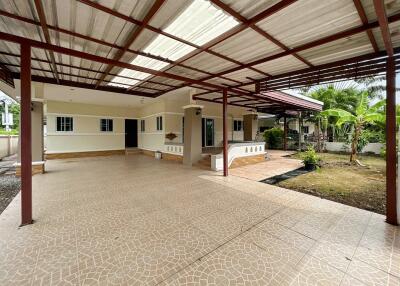 Emerald Green : 3 Bedroom 3 Bathroom Villa