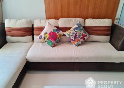 1-BR Condo at The Emporio Place near BTS Phrom Phong