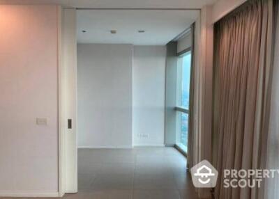 2-BR Condo at The River Condominium near BTS Saphan Taksin