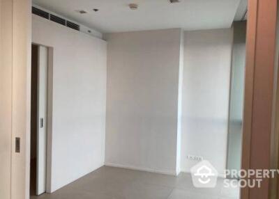 2-BR Condo at The River Condominium near BTS Saphan Taksin