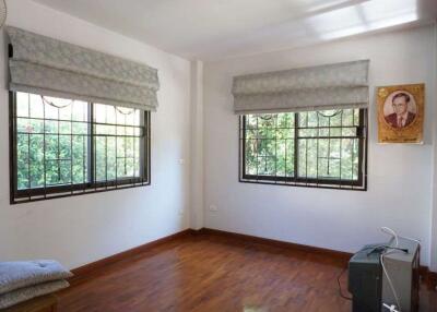 3 bed house for rent in Sankhampeang Chiang Mai