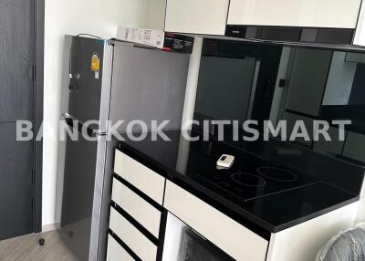 Condo at Chapter Charoennakhon - Riverside for rent