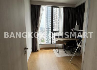 Condo at The Lumpini 24 for rent