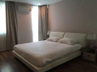 The Rajdamri 2 bedroom condo for rent