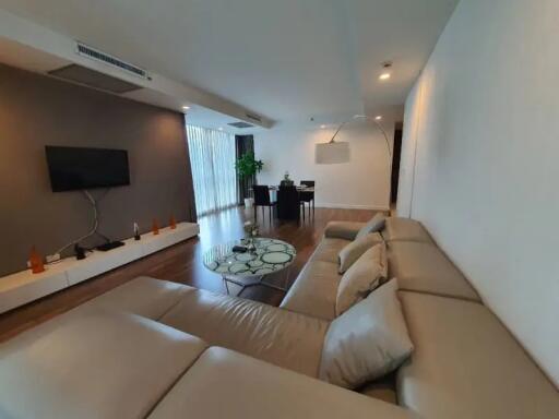 The Rajdamri 2 bedroom condo for rent