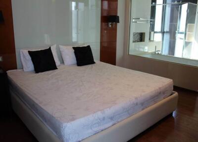 The Address 28  Modern 2 Bedroom Property For Rent in Phrom Phong