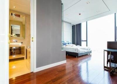 Marque Sukhumvit Two bedroom luxury condo for rent and sale