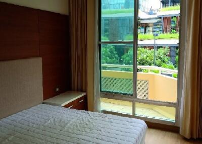 Large 3 Bedroom Apartment in Trendy Thonglor