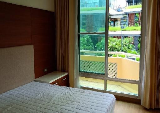 Large 3 Bedroom Apartment in Trendy Thonglor