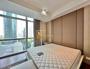 Athenee Residence  Luxurious 2 Bedroom Condo Near BTS