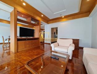 Large 3 Bedroom Apartment in Sukhumvit 11