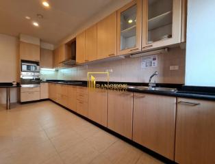 Large 3 Bedroom Apartment in Sukhumvit 11