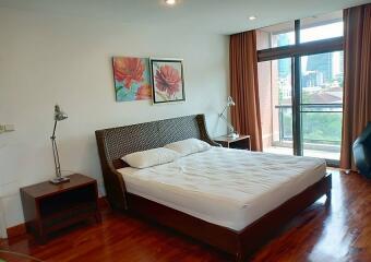 Baan Ananda  Very Spacious 3 Bedroom Condo For Rent in Ekkamai