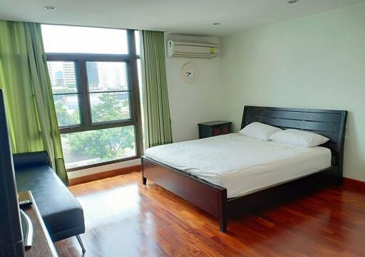 Baan Ananda  Very Spacious 3 Bedroom Condo For Rent in Ekkamai