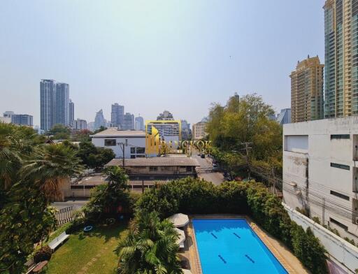 3 Bedroom Family Friendly Apartment in Phrom Phong