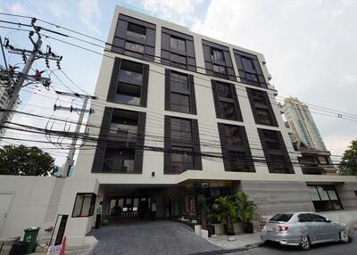 2 Bed Apartment For Rent in Asoke BR20118AP