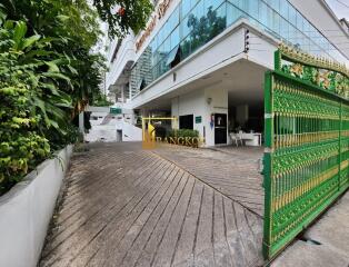 2 Bedroom Apartment in Sukhumvit 13