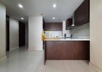 The Rajdamri  2 Bed Condo For Rent in Ratchadamri