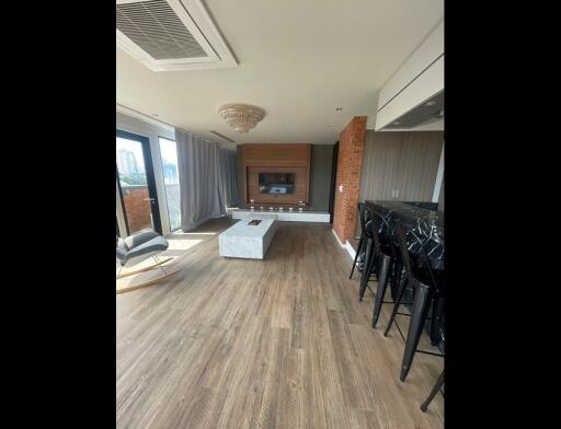 Penthouse Condo  2 Bedroom For Rent in Ekkamai