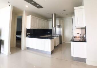 Royce Private Residence  3 Bedroom Condo For Rent in Asoke