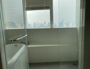 3 Bedroom For Rent in Millennium Residence Asoke