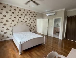 3 Bedroom House For Rent in Fantasia Villa 3 Bearing