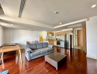 Spacious Pet Friendly Apartment in Thonglor