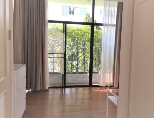 3 Bedroom Apartment For Rent in Sukhumvit 42 Ekkamai