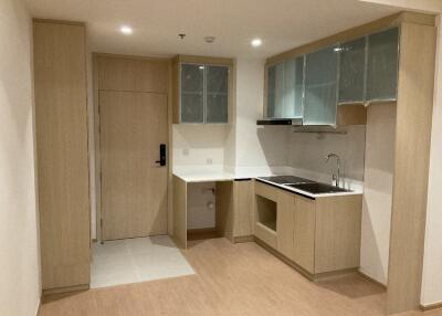 Maru Ekkamai  2 Bedroom Pet Friendly Condo For Rent