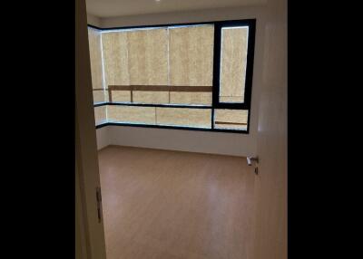 Maru Ekkamai  2 Bedroom Pet Friendly Condo For Rent