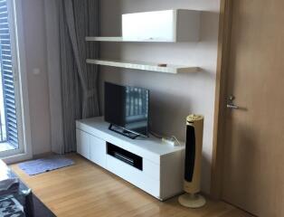 Siri at Sukhumvit  Affordable 1 Bedroom Condo in Near BTS Thong Lo