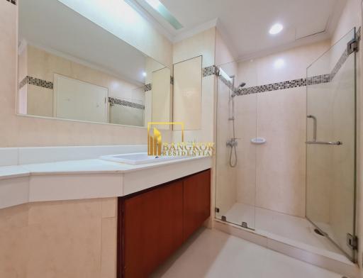 3 Bedroom For Rent in Baan Suan Plu Condo, Sathorn