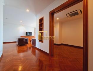 3 Bedroom For Rent in Baan Suan Plu Condo, Sathorn