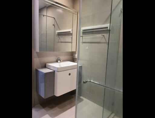 1 Bedroom Condo  Noble Ploenchit